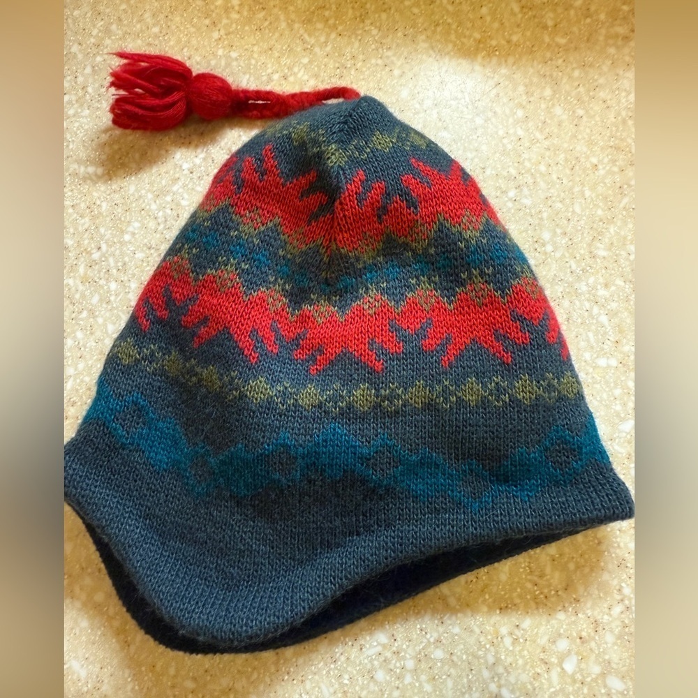 Vintage 90’s Patagonia Red and Blue Knit Hat with Pom-Pom